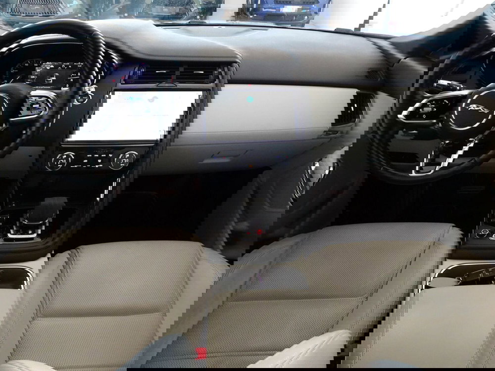 Jaguar E-Pace usata a Venezia (13)