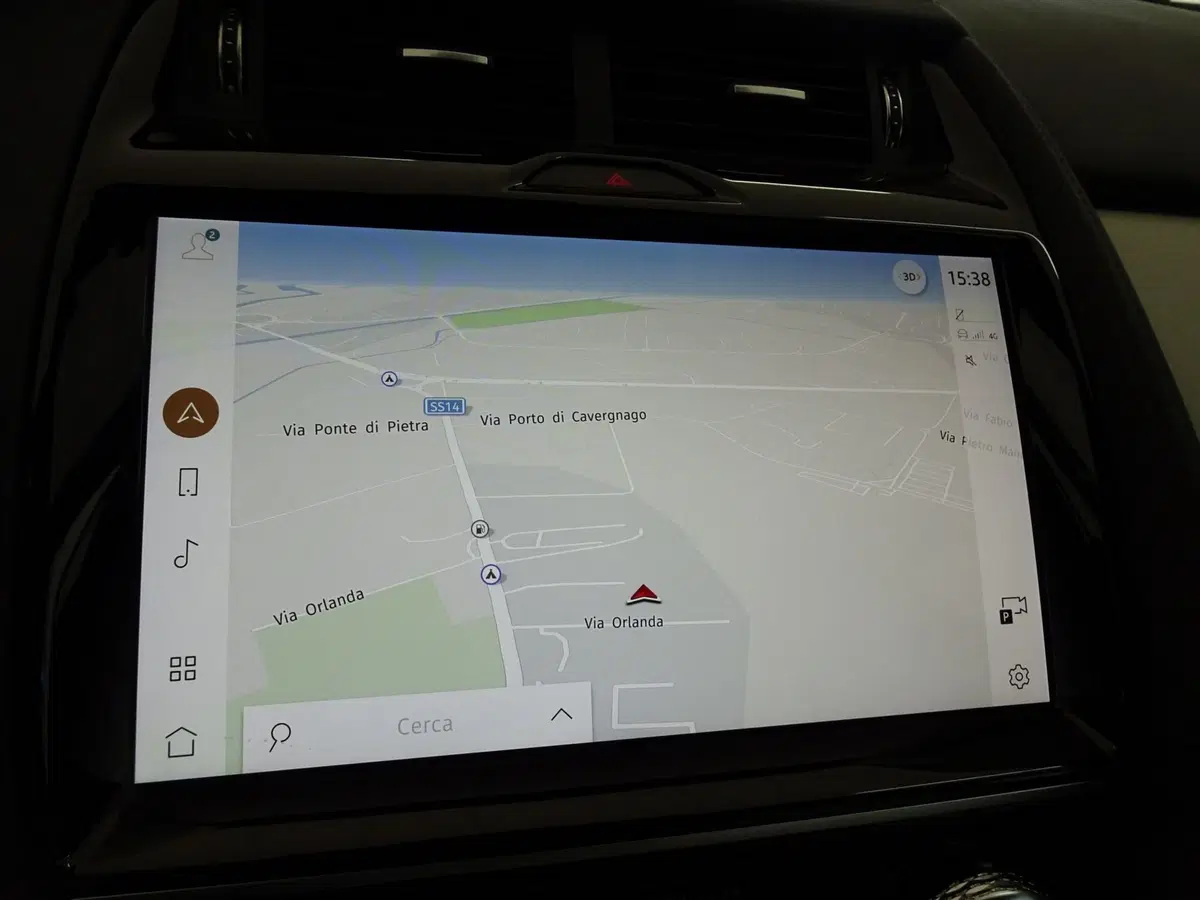 Jaguar E-Pace usata a Venezia (19)