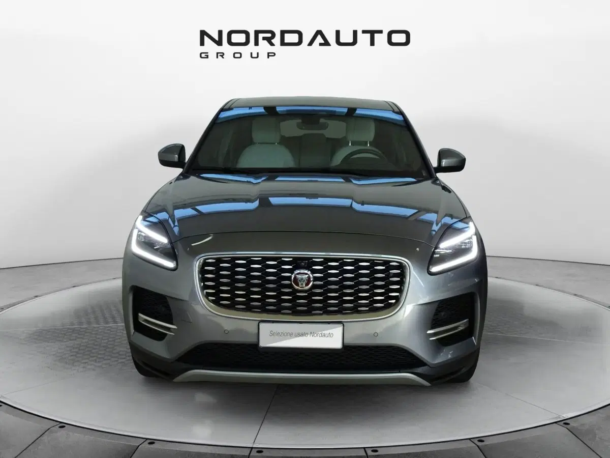 Jaguar E-Pace usata a Venezia (2)