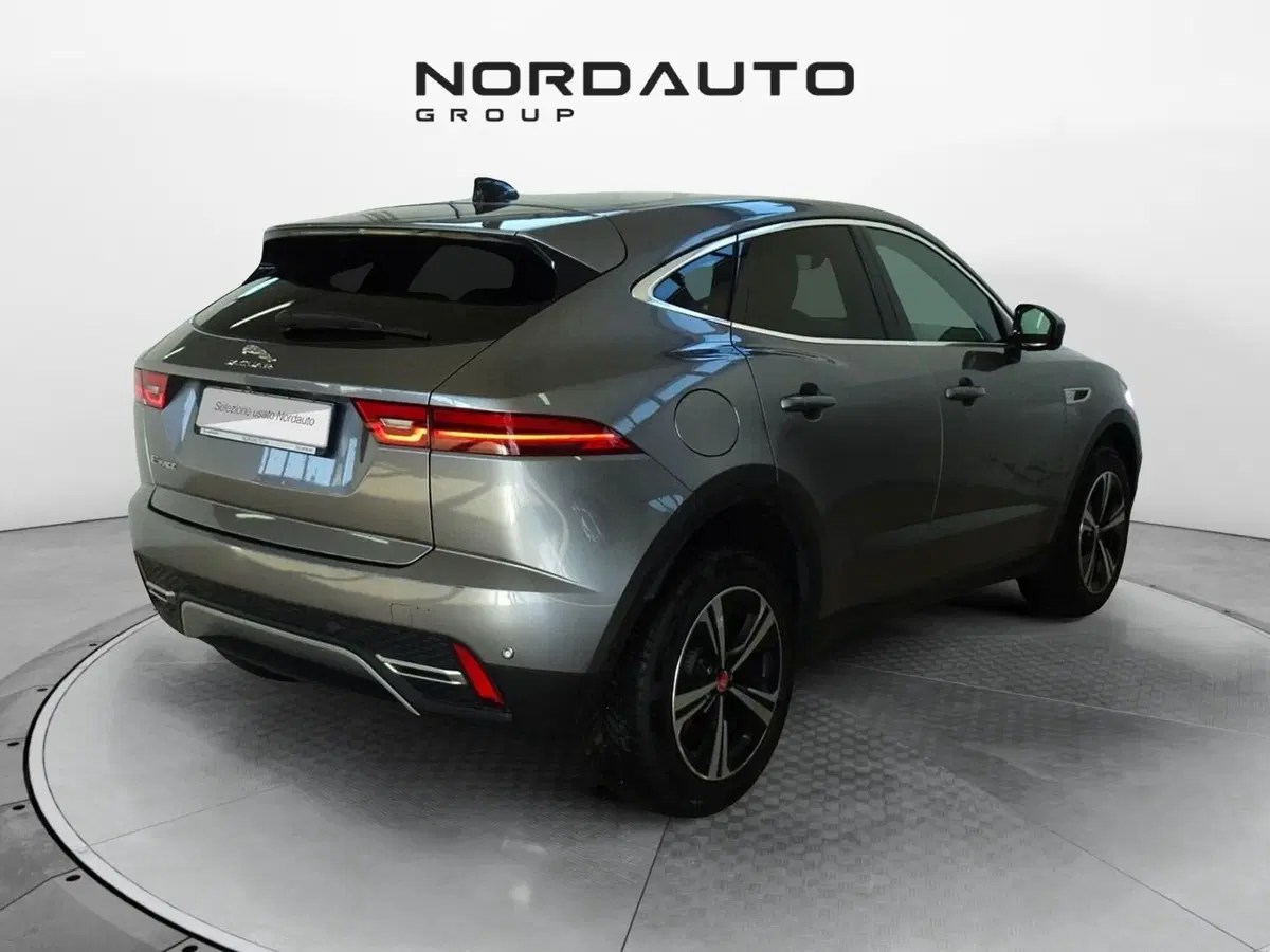 Jaguar E-Pace usata a Venezia (7)