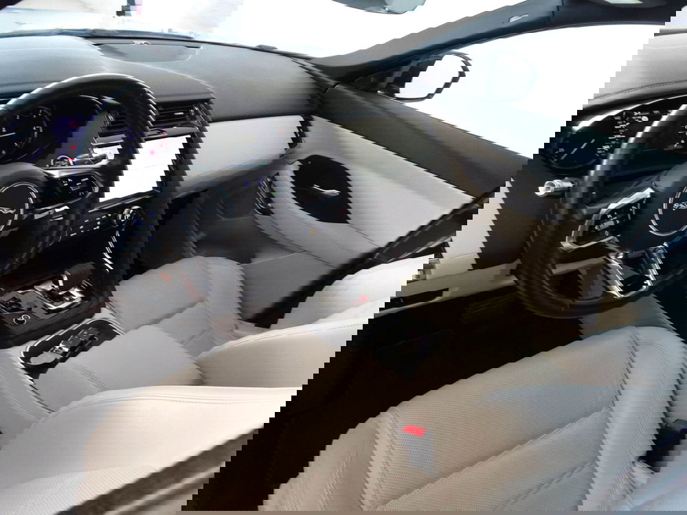 Jaguar E-Pace usata a Venezia (9)