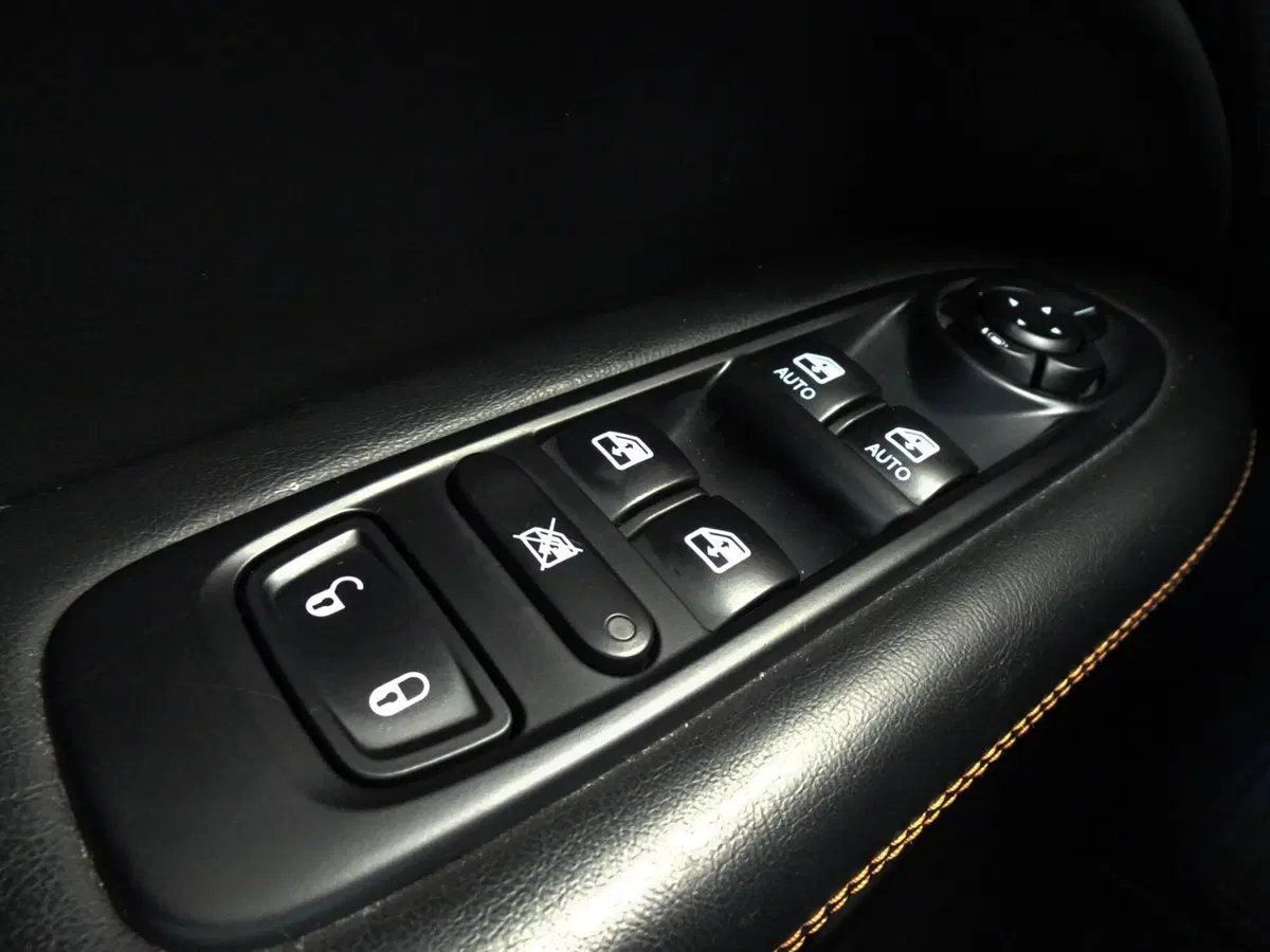 Jeep Compass usata a Venezia (16)