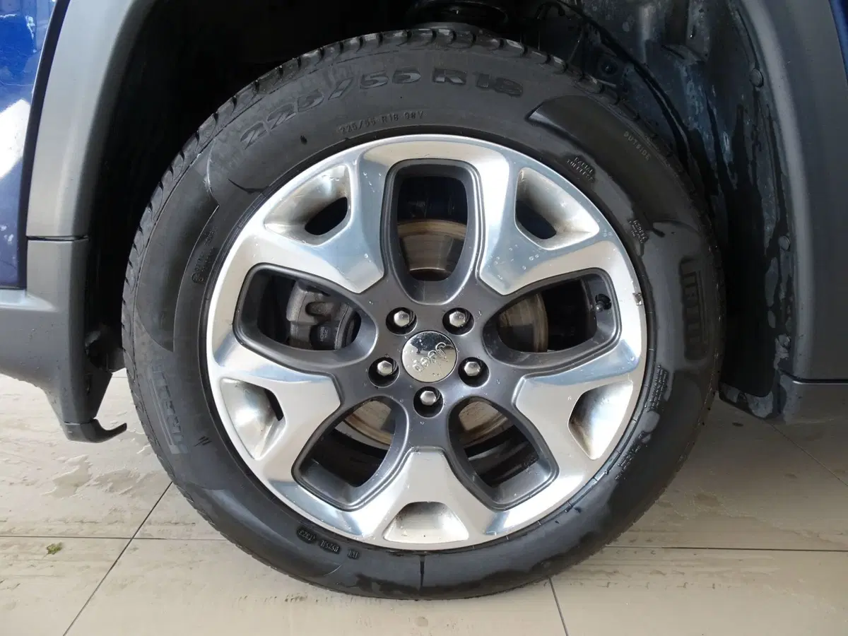 Jeep Compass usata a Venezia (8)