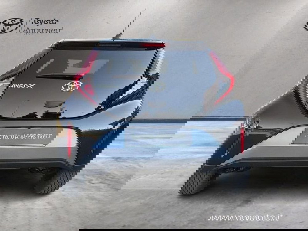 Toyota Aygo X usata a Varese (12)