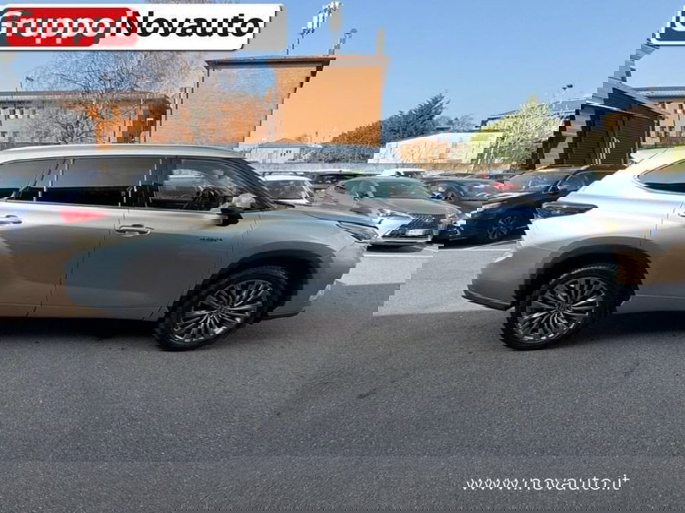 Toyota Highlander usata a Varese (7)