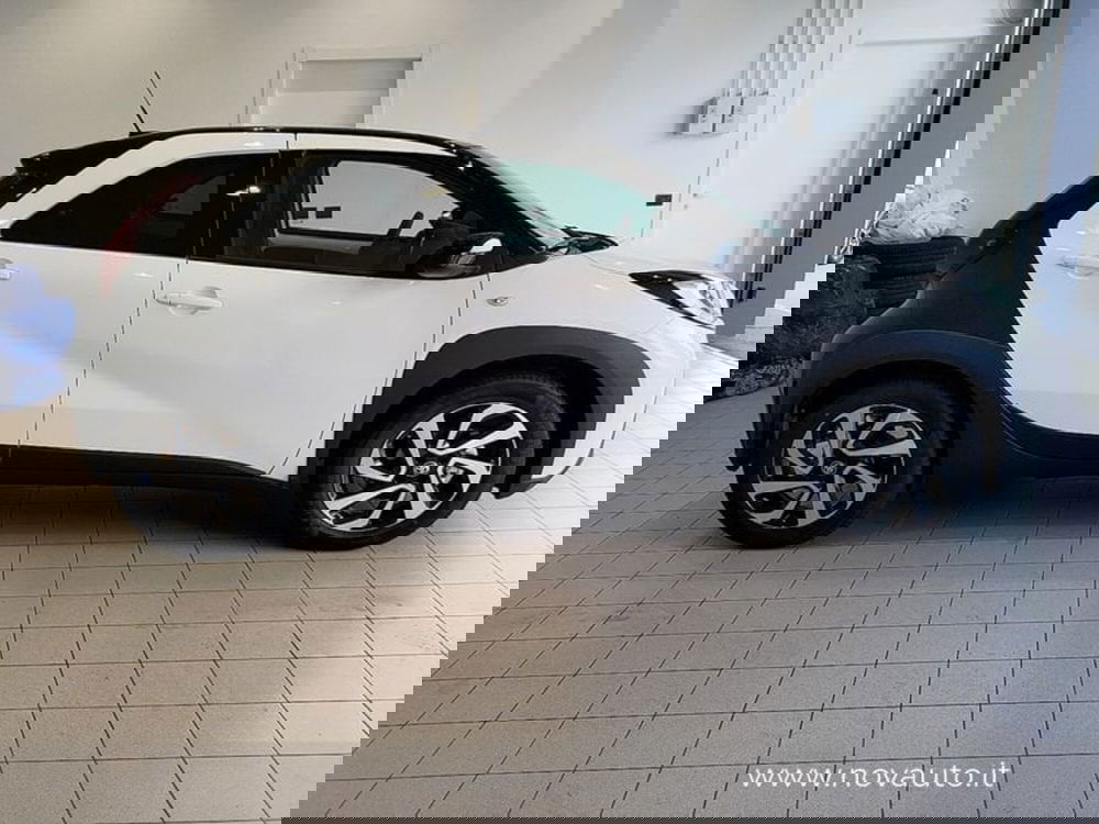 Toyota Aygo X nuova a Varese (7)