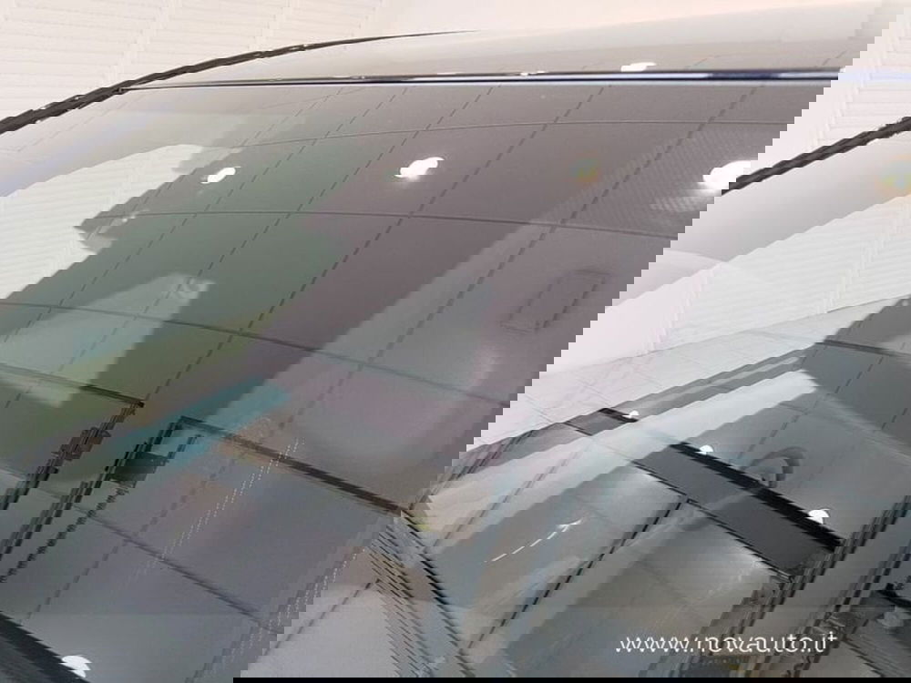 Toyota Aygo X nuova a Varese (9)