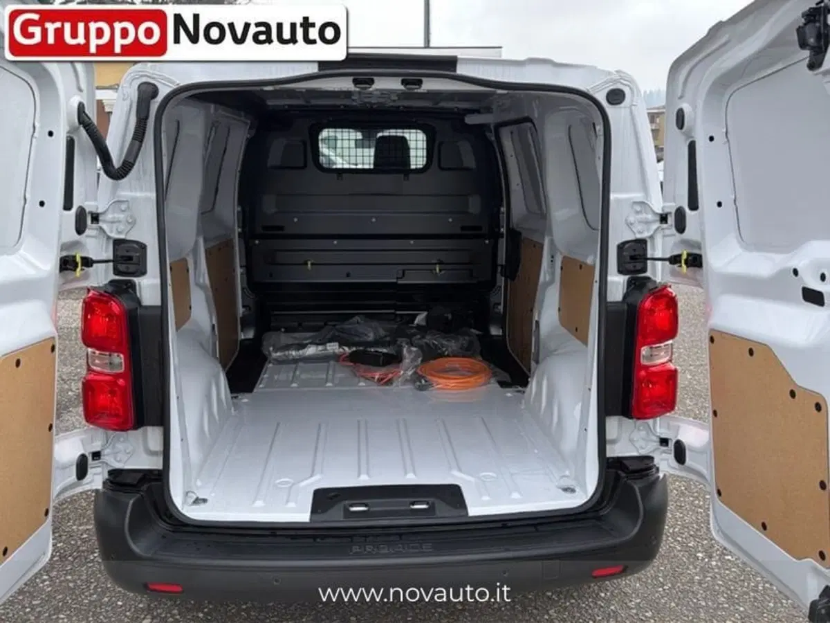 Toyota Proace nuova a Varese (11)