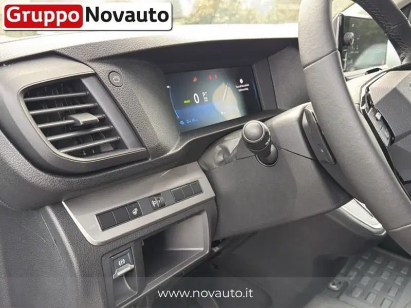 Toyota Proace nuova a Varese (16)