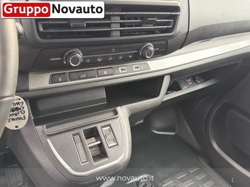 Toyota Proace nuova a Varese (18)