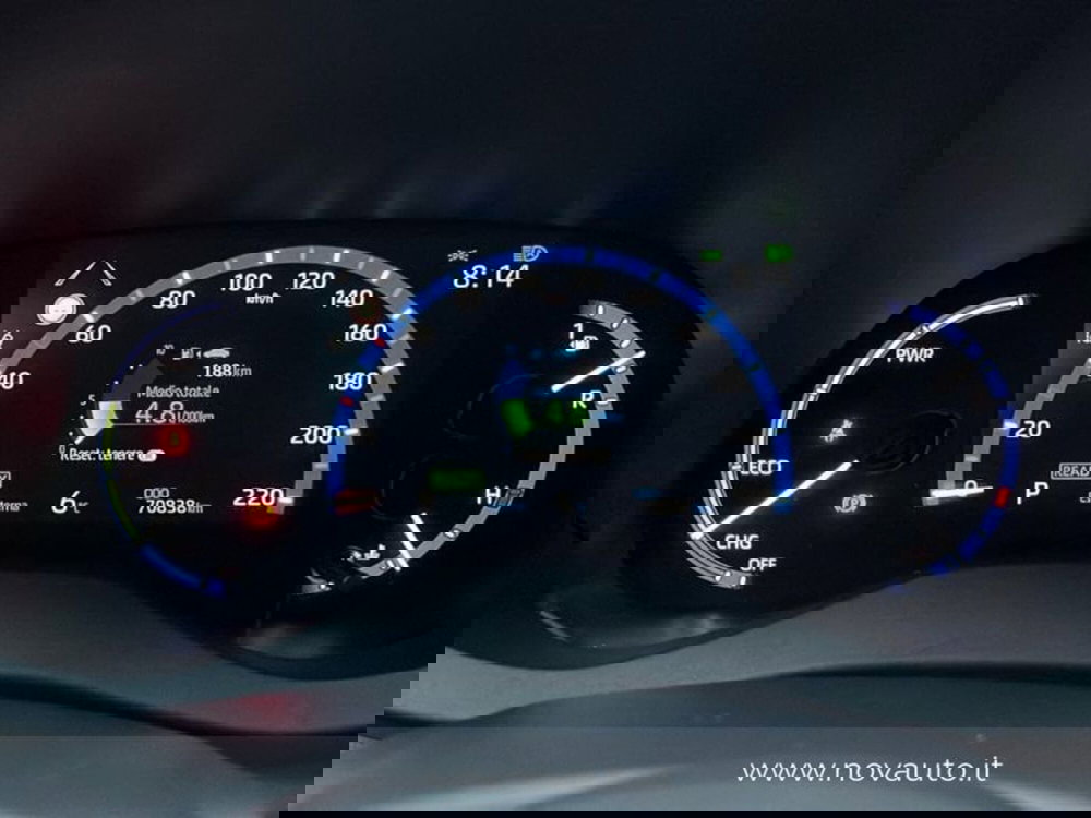 Toyota Yaris Cross usata a Varese (15)