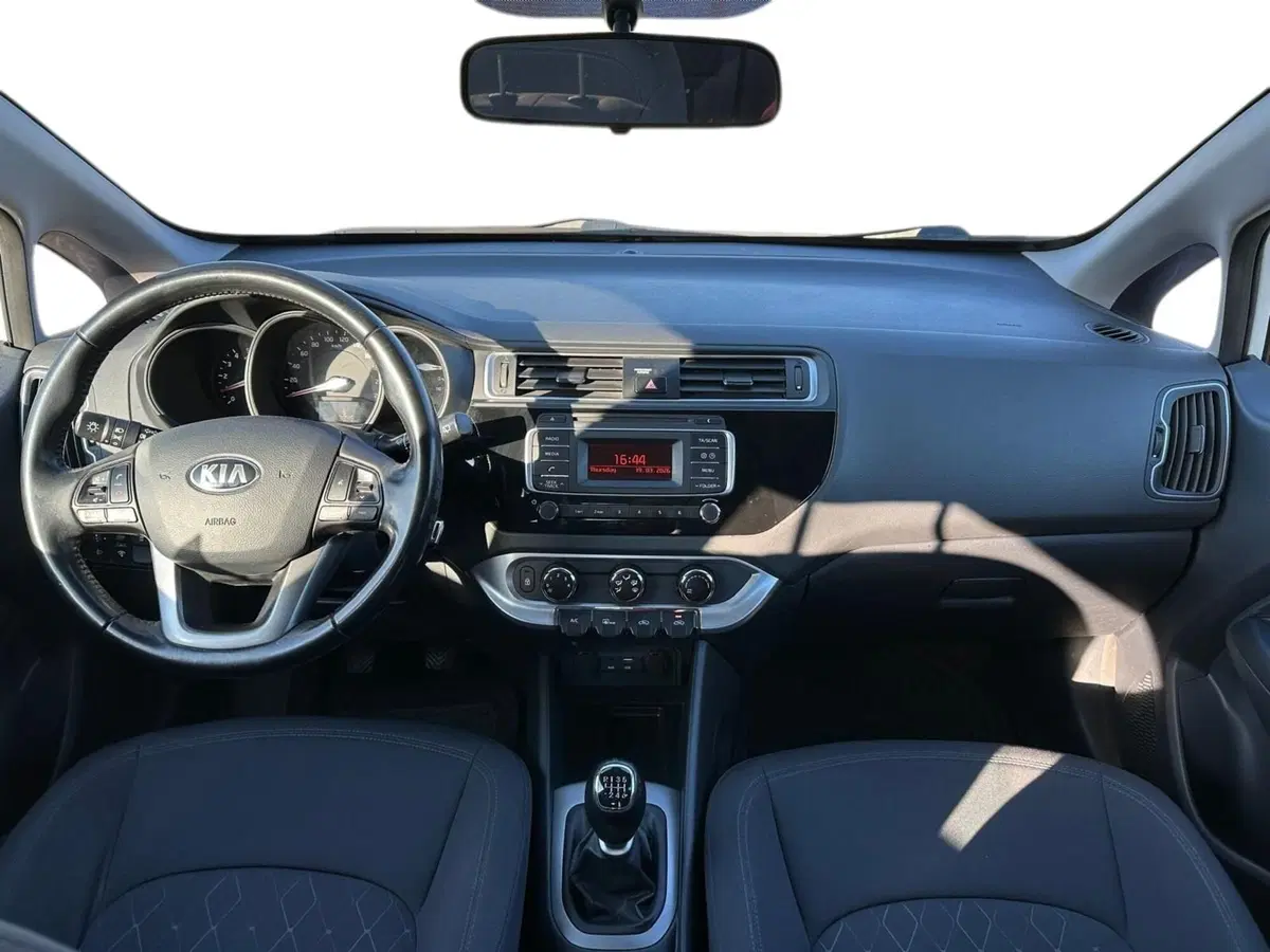 Kia Rio usata a Pistoia (6)