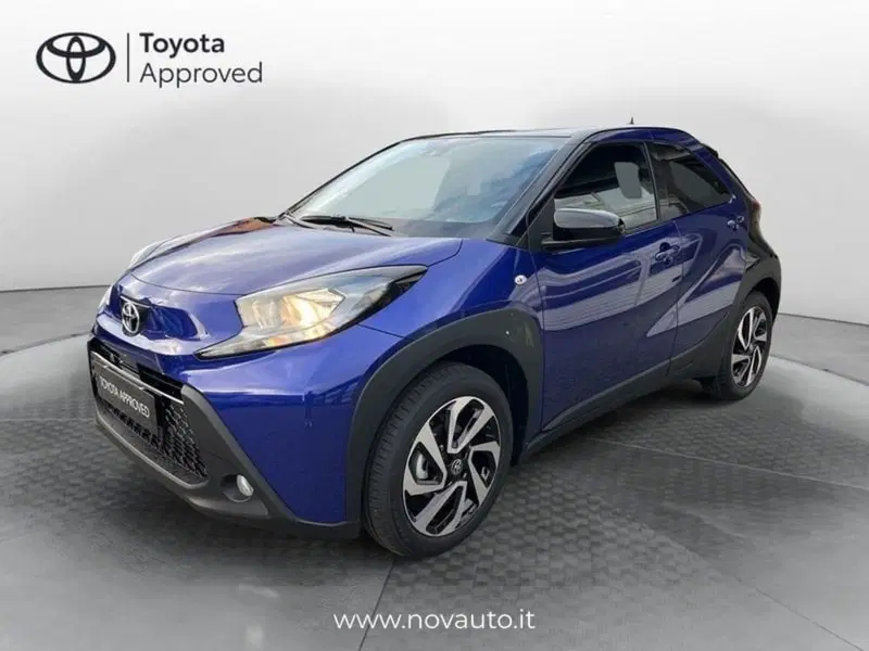 Toyota Aygo X nuova a Varese