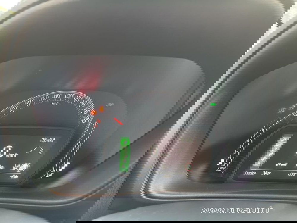 Toyota Aygo X nuova a Varese (12)