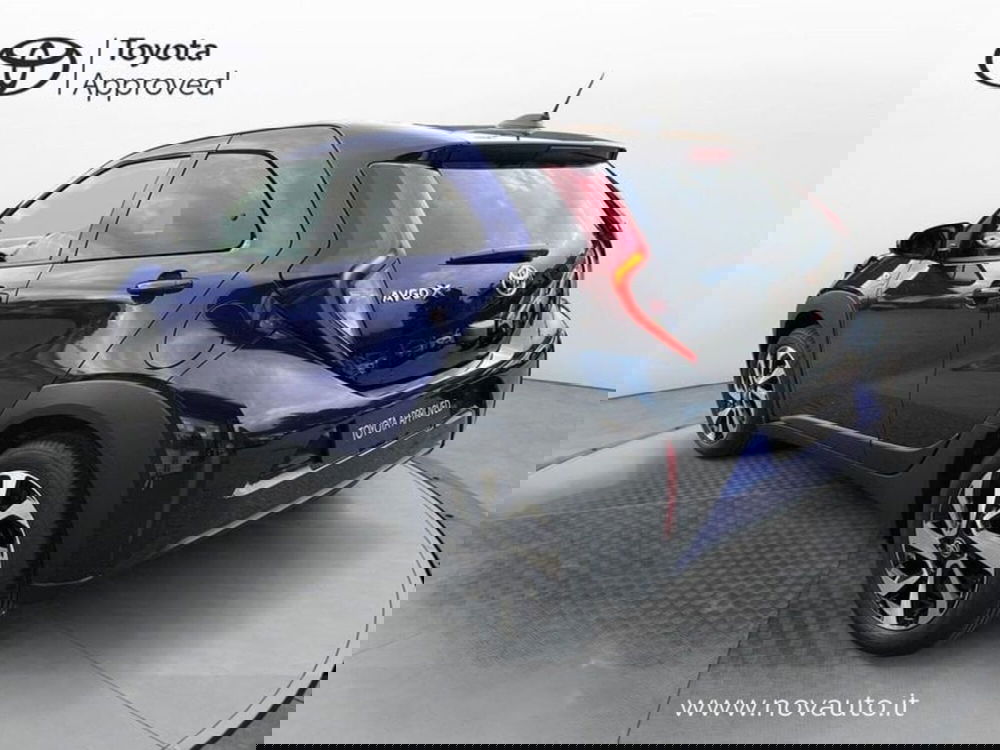 Toyota Aygo X nuova a Varese (2)