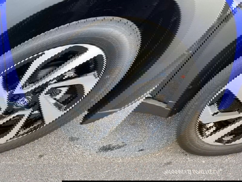 Toyota Aygo X nuova a Varese (9)