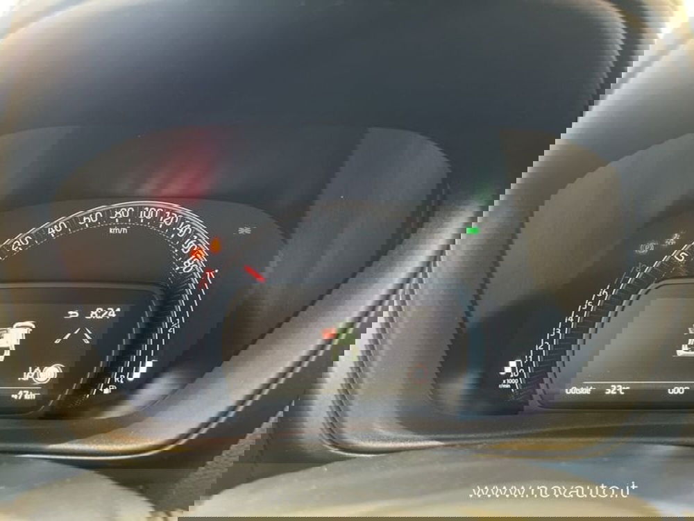 Toyota Aygo X nuova a Varese (14)