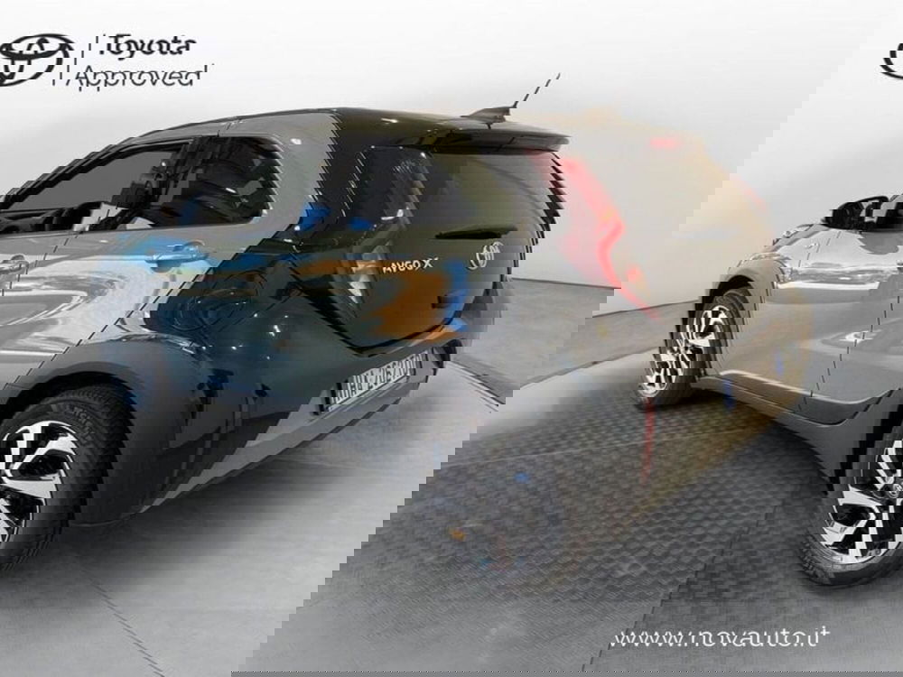 Toyota Aygo X nuova a Varese (2)