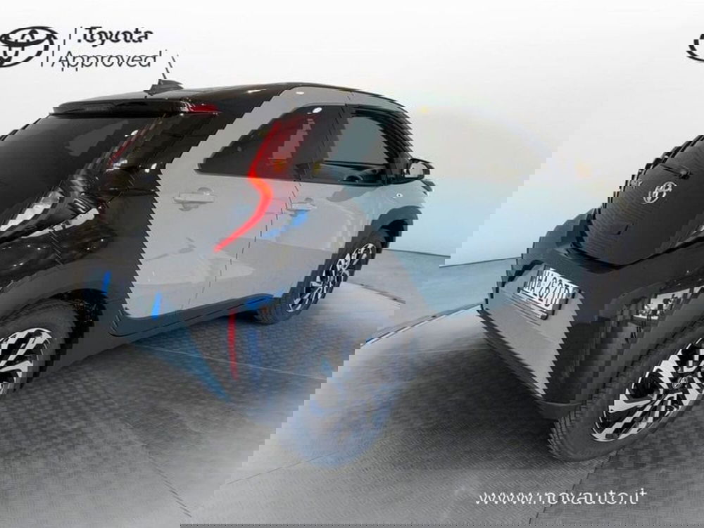 Toyota Aygo X nuova a Varese (3)
