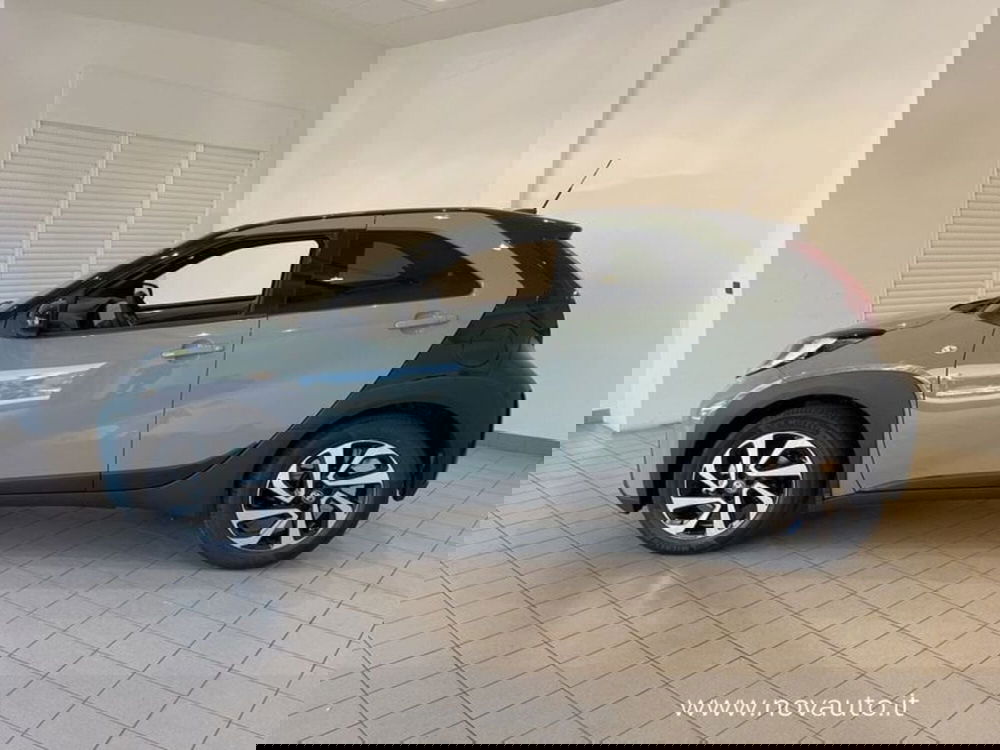 Toyota Aygo X nuova a Varese (5)
