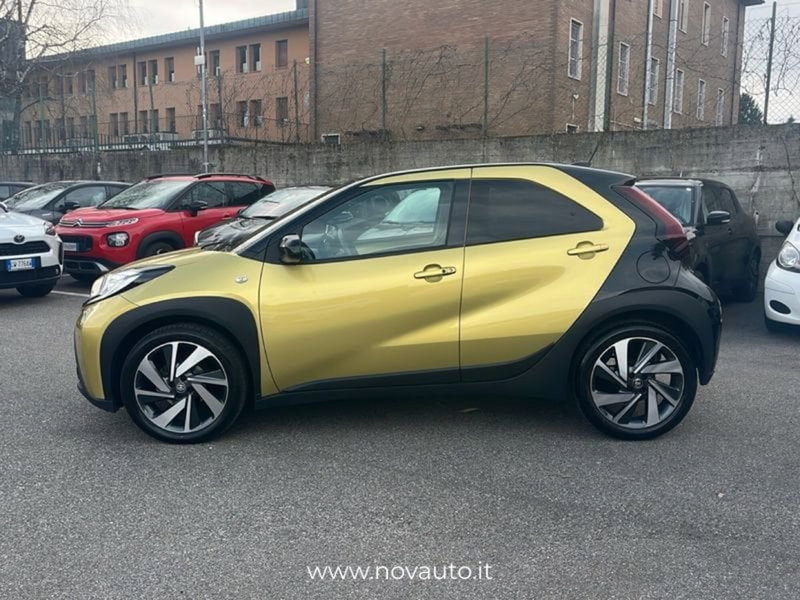 Toyota Aygo X usata a Varese (7)