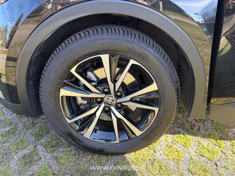Toyota Toyota C-HR usata a Varese (11)