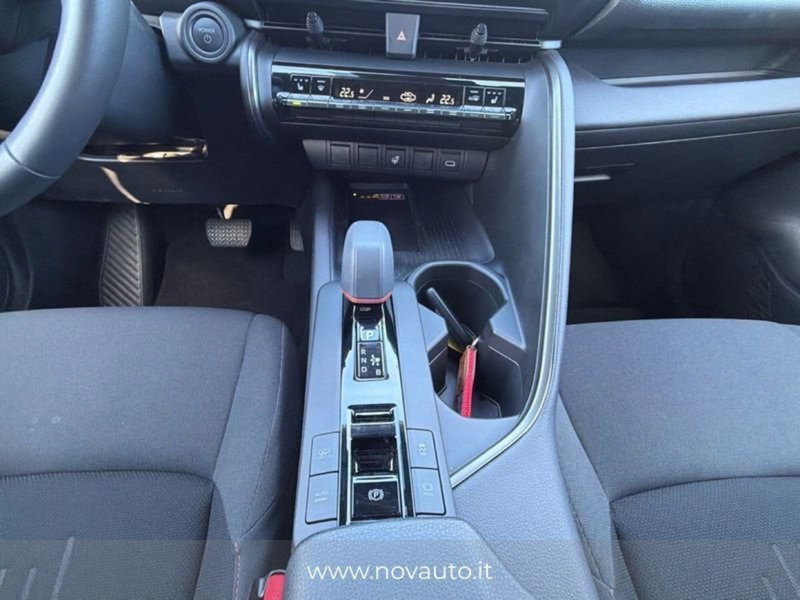 Toyota Toyota C-HR usata a Varese (18)