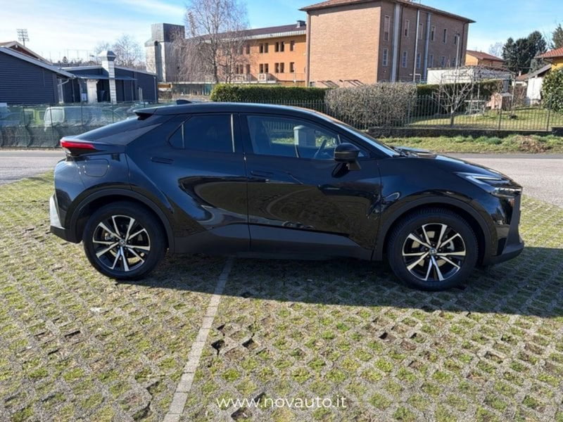 Toyota Toyota C-HR usata a Varese (6)