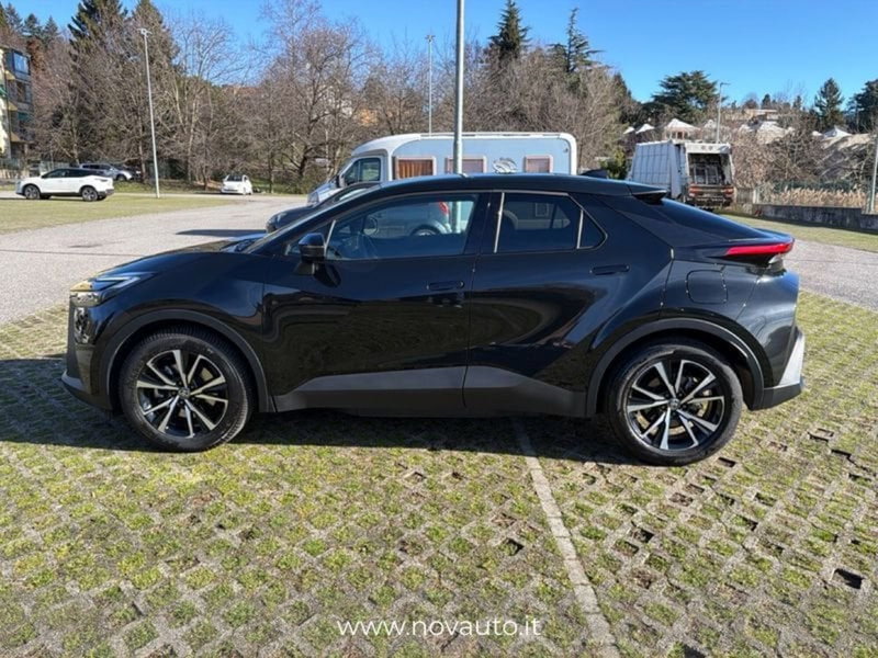 Toyota Toyota C-HR usata a Varese (7)
