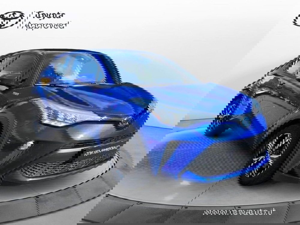 Toyota Toyota C-HR usata a Varese (4)