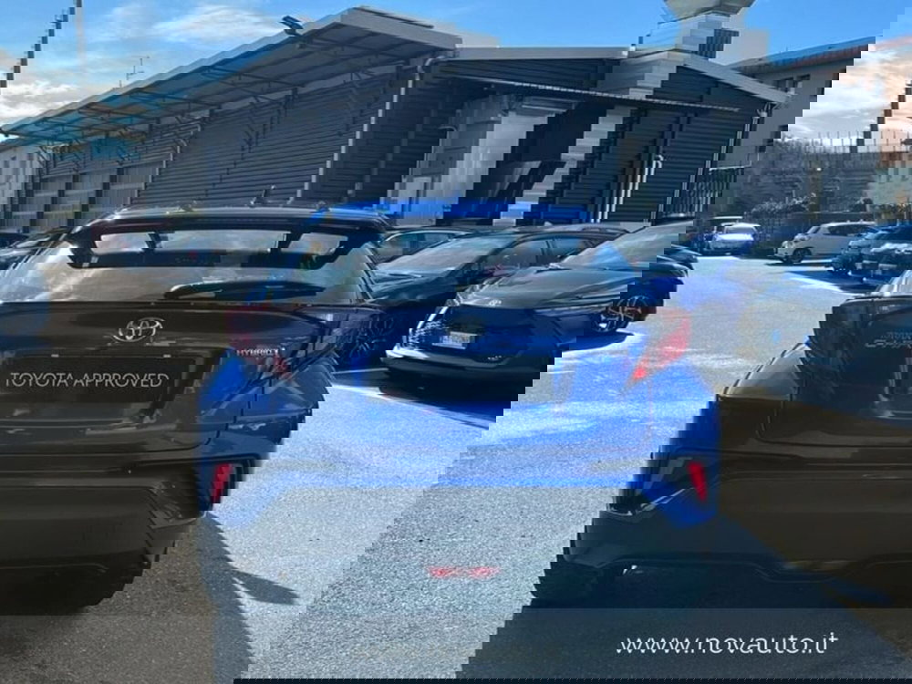 Toyota Toyota C-HR usata a Varese (9)