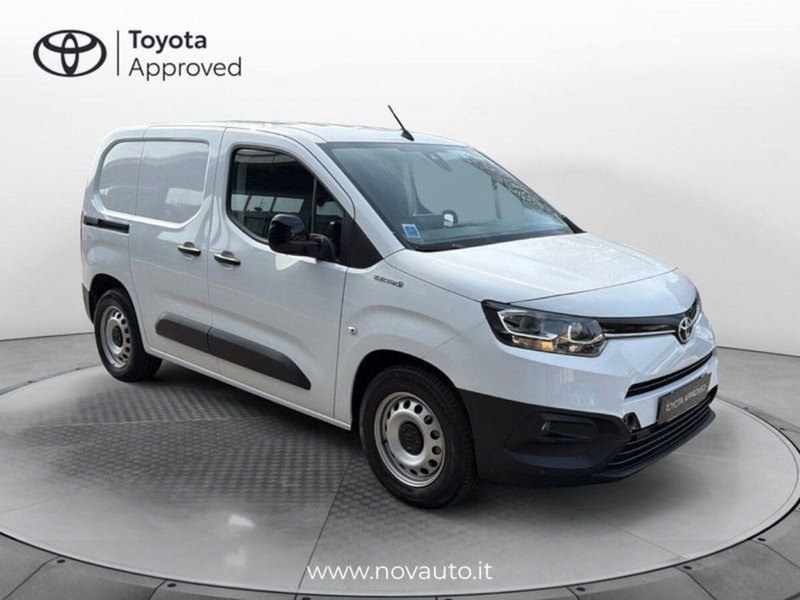 Toyota Proace City Electric usata a Varese (4)