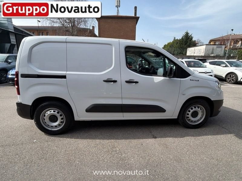 Toyota Proace City Electric usata a Varese (9)