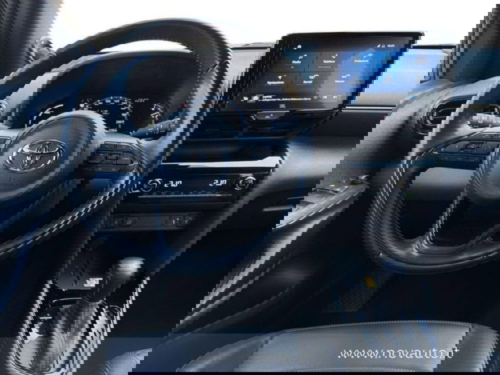 Toyota Yaris Cross usata a Varese (8)