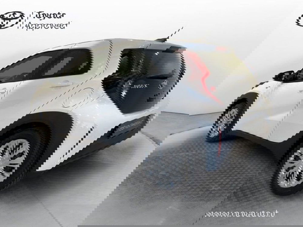 Toyota Aygo X nuova a Varese (2)