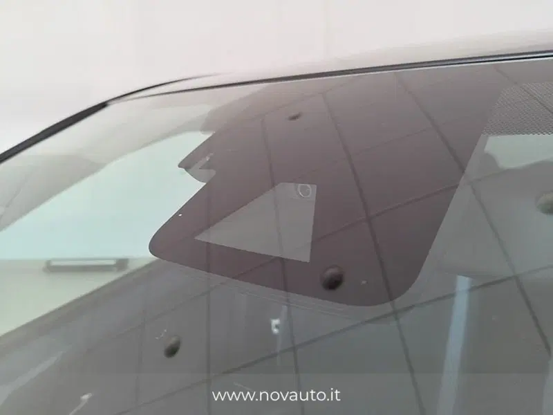 Toyota Aygo X nuova a Varese (11)