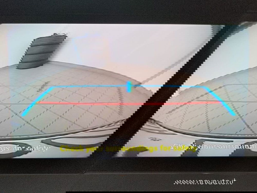 Toyota Aygo X nuova a Varese (16)