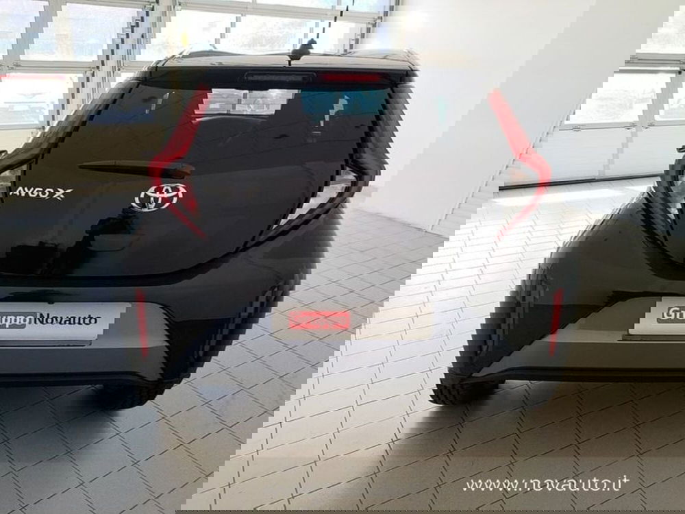 Toyota Aygo X nuova a Varese (6)