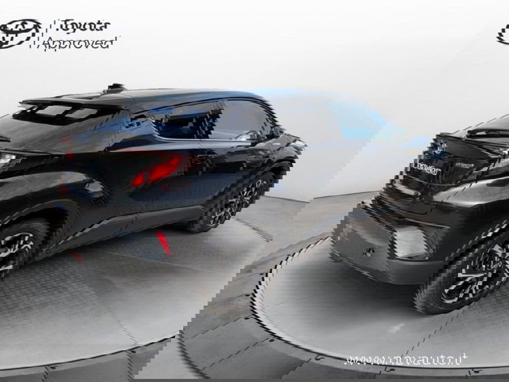 Toyota Toyota C-HR usata a Varese (5)