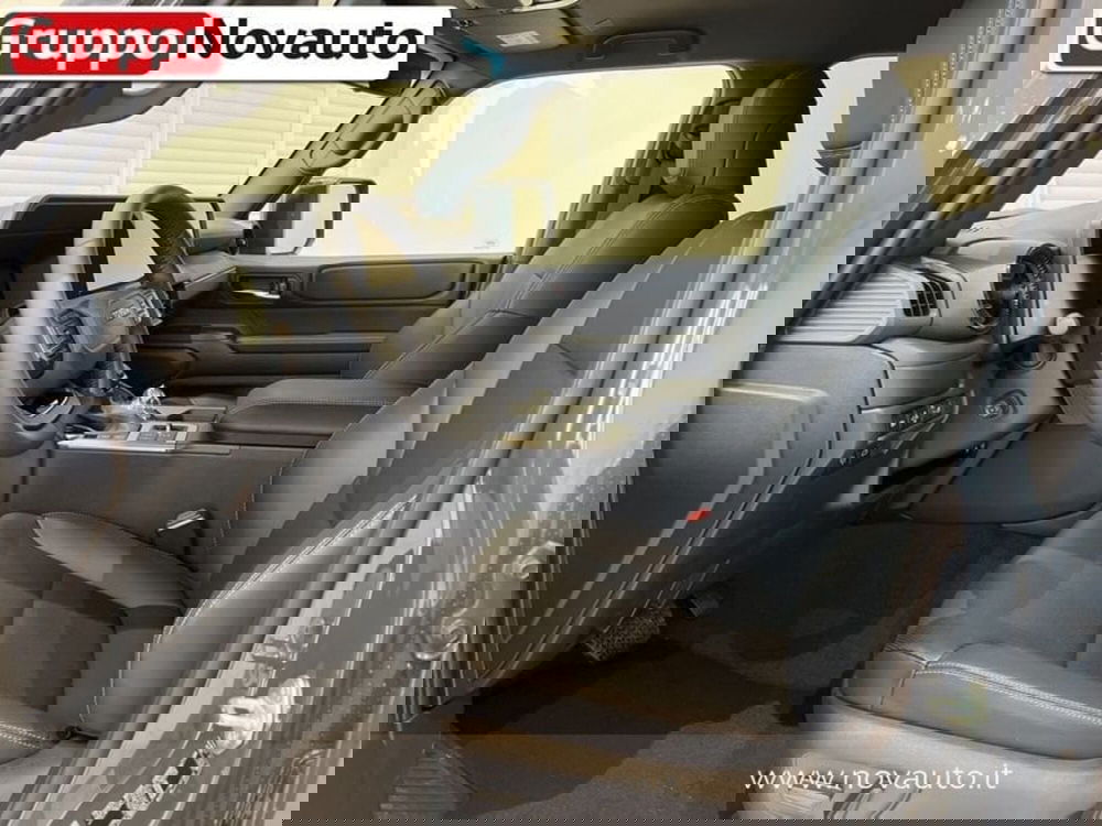 Toyota Land Cruiser nuova a Varese (7)