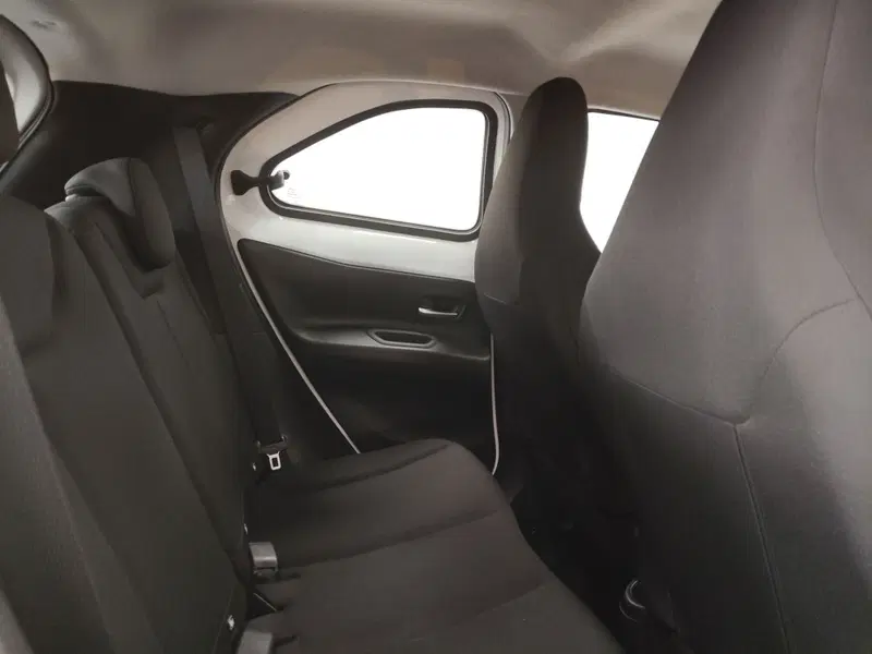 Toyota Aygo X usata a Roma (8)