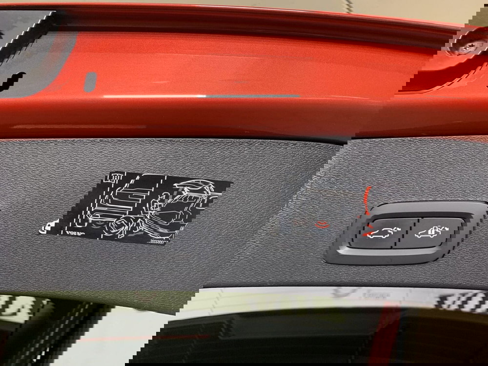 Volvo XC40 usata a Ferrara (17)