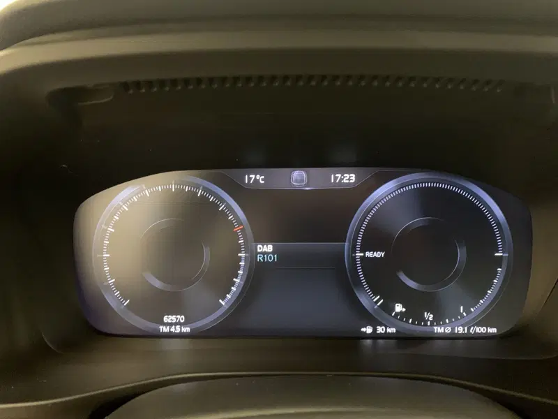 Volvo XC40 usata a Ferrara (18)