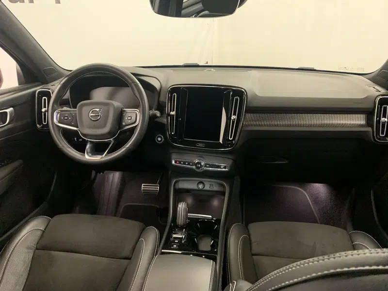 Volvo XC40 usata a Ferrara (19)