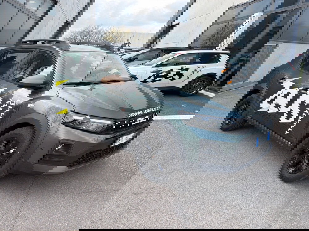 Dacia Sandero Stepway nuova a Bologna (8)