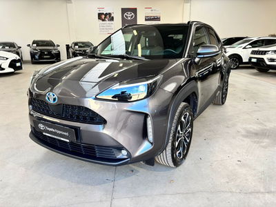 Toyota Yaris Cross Trend awd-i 115cv e-cvt del 2023 usata a Modena