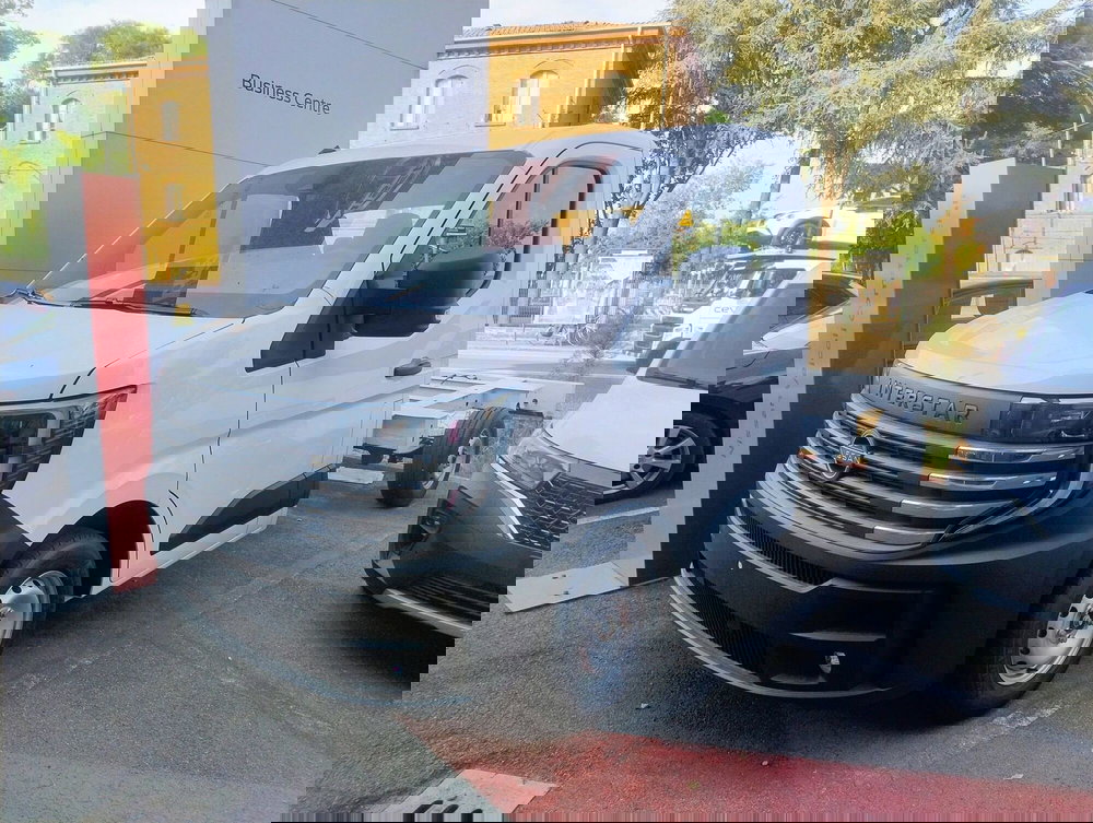 Nissan Interstar Furgone nuova a Bologna