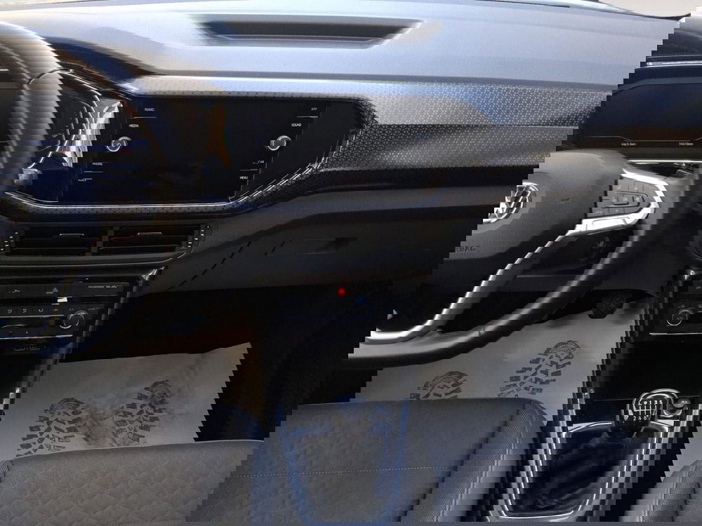 Volkswagen T-Cross usata a Bologna (6)