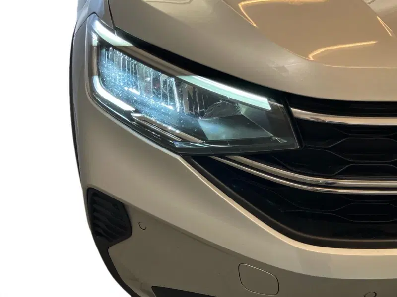 Volkswagen Taigo usata a Bologna (12)