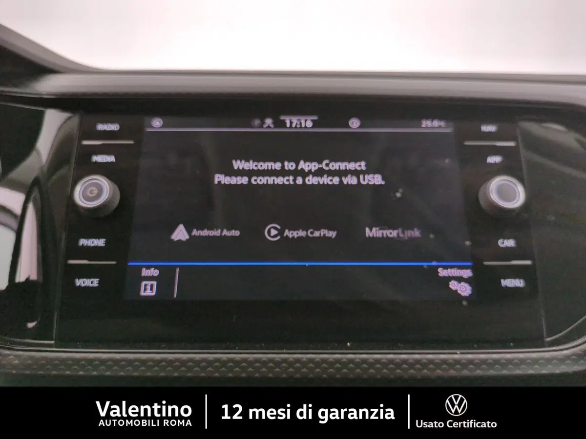 Volkswagen T-Cross usata a Roma (16)